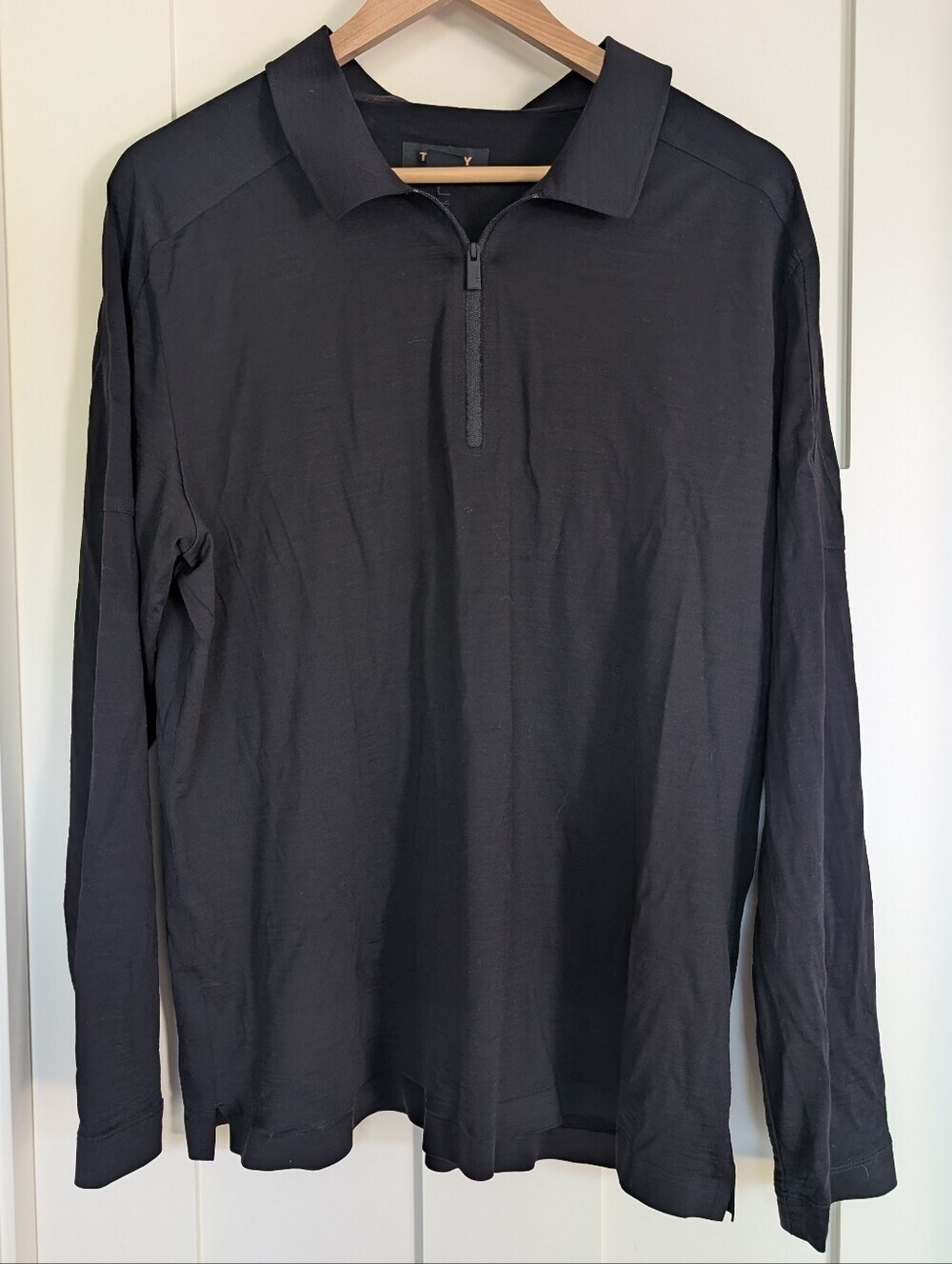 Tilley Lightweight 100% Wool Long Sleeve Zip